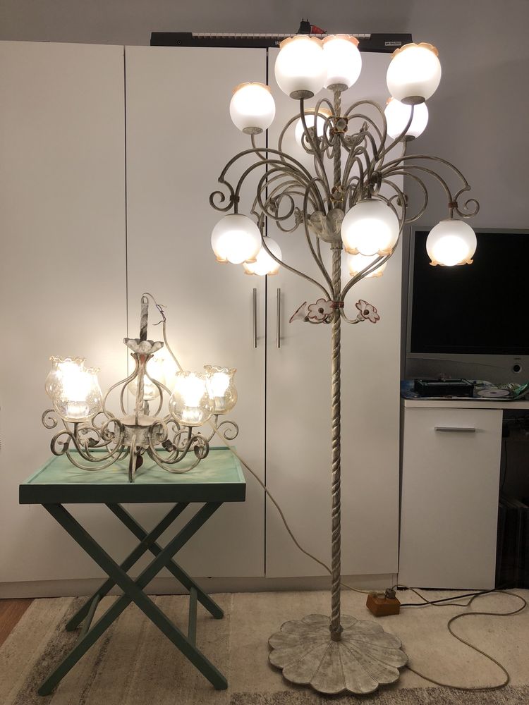 Candelabru și lampa de podea din fier forjat