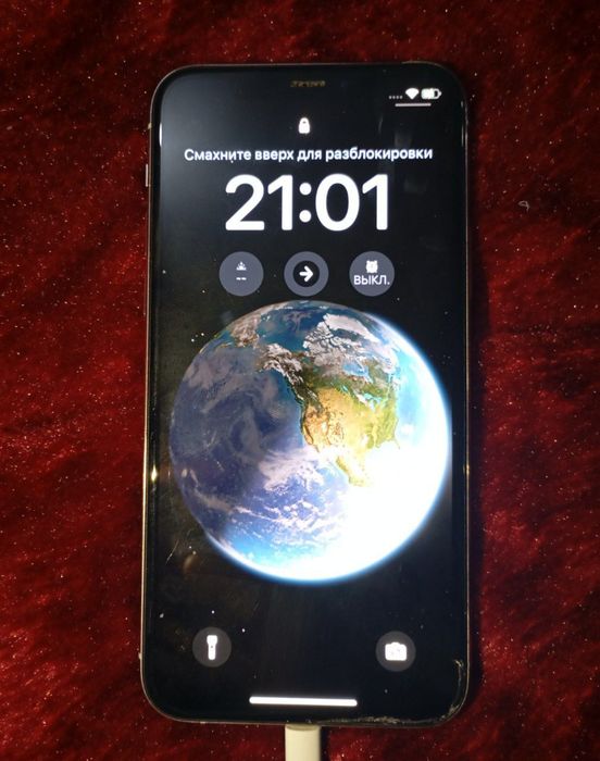 iPhone 11 pro sotiladi srochna