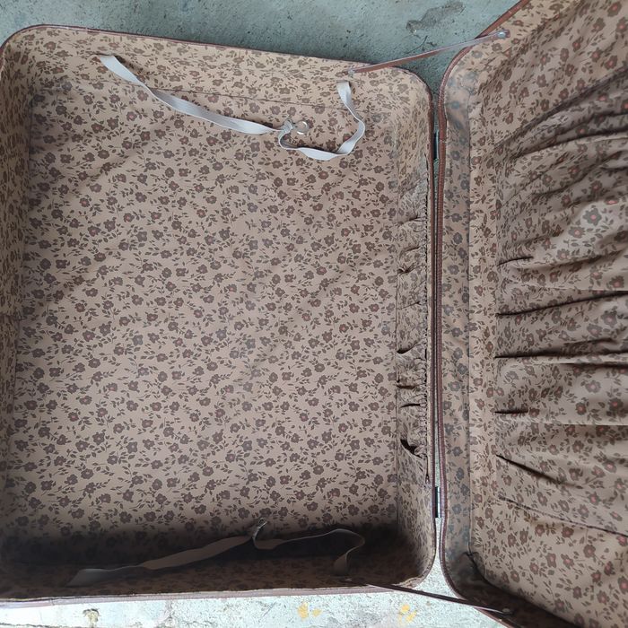 Ретро бг куфар естествена кожа