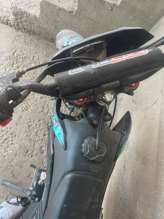 Cross 125 cc  kxd
