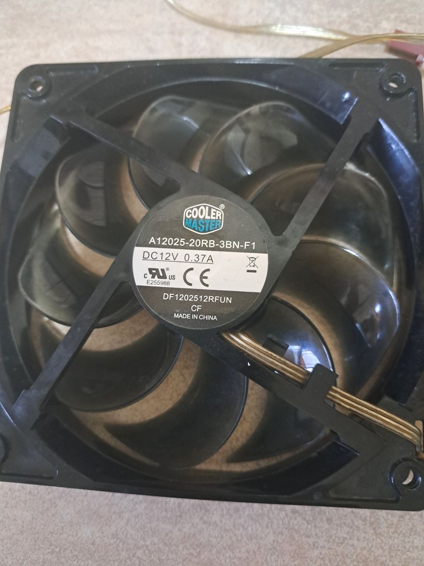 Cooler Master ventilatoare