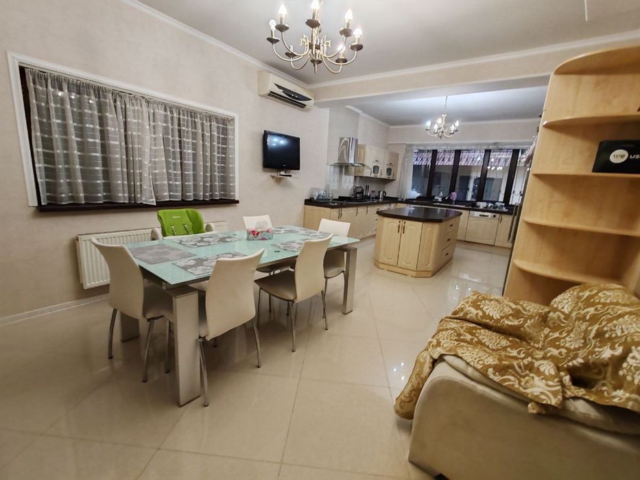 ДАРХАН в Центре Города Хамида Алимджана 5-Соток 7-Комнат