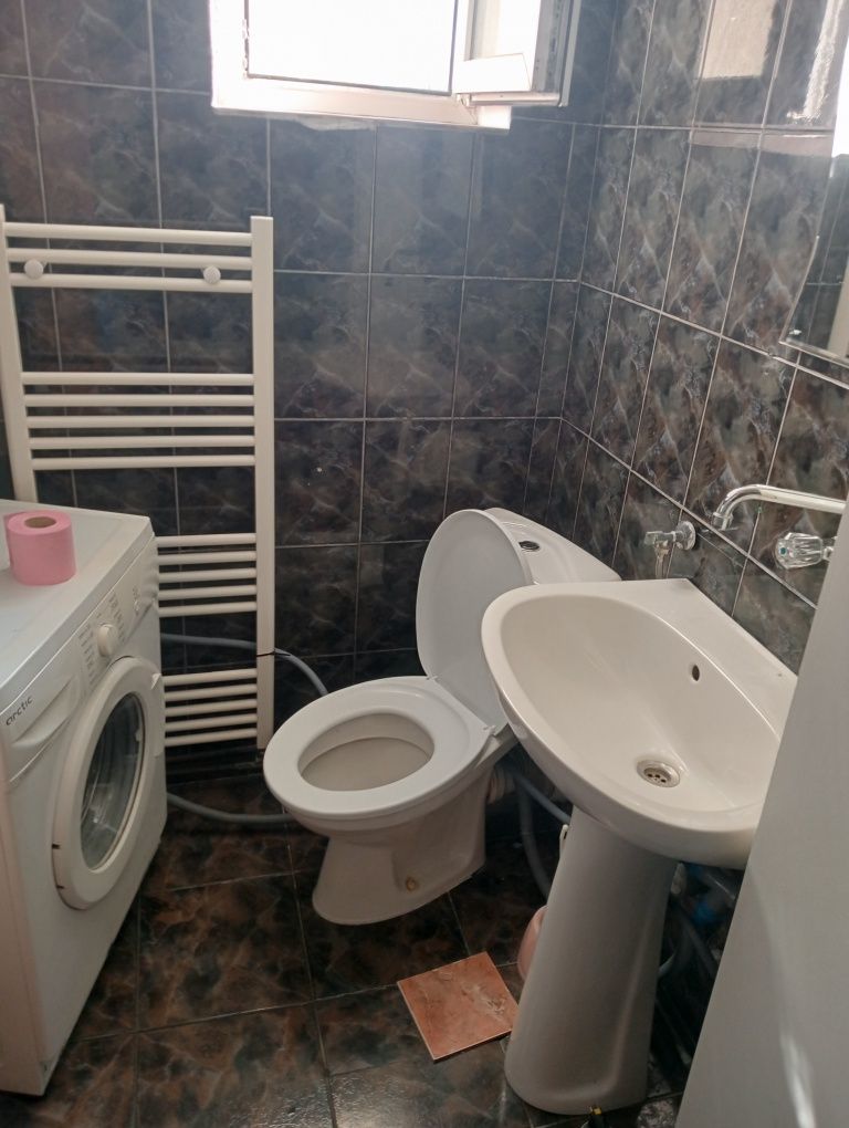 Apartament de închiriat