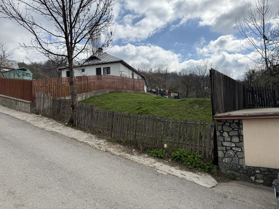 Vand teren Comarnic Prahova