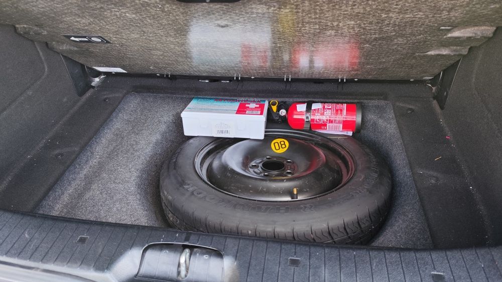 Изключително запазен Mercedes A180 Elegance автоматик