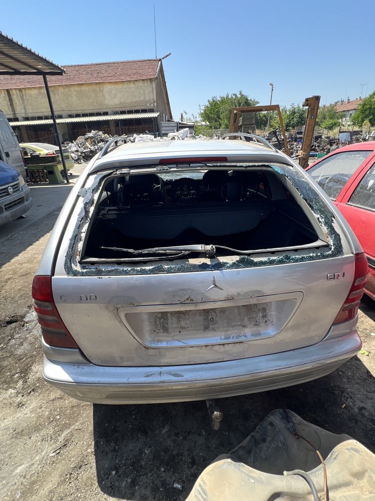 Mercedes c220 комби НА ЧАСТИ