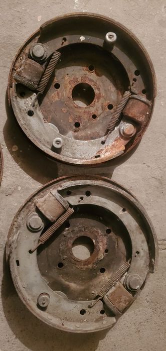 Продаётся запчасти от Волги 21го