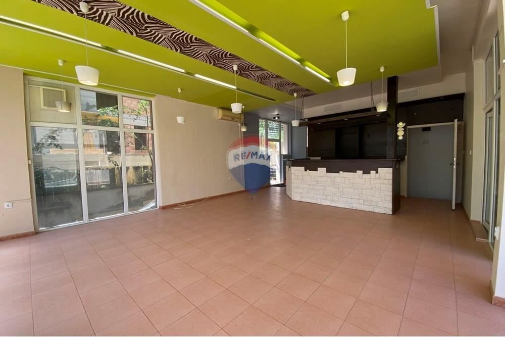 Помещение под наем, ж.к. Бриз, гр.Варна Д.В 4244