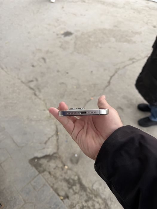 iPhone 15 Pro Max 256/84 радной