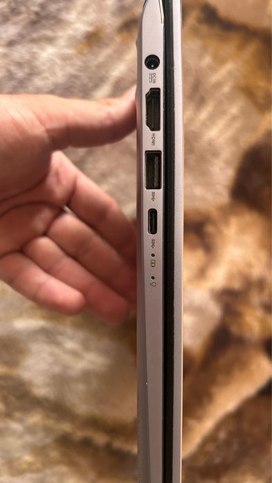 ASUS ZenBook 13 Exceptional