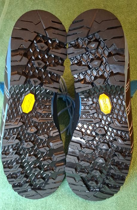 Vând bocanci de dama, Mammut Kento Advanced High GTX, albastru, mări