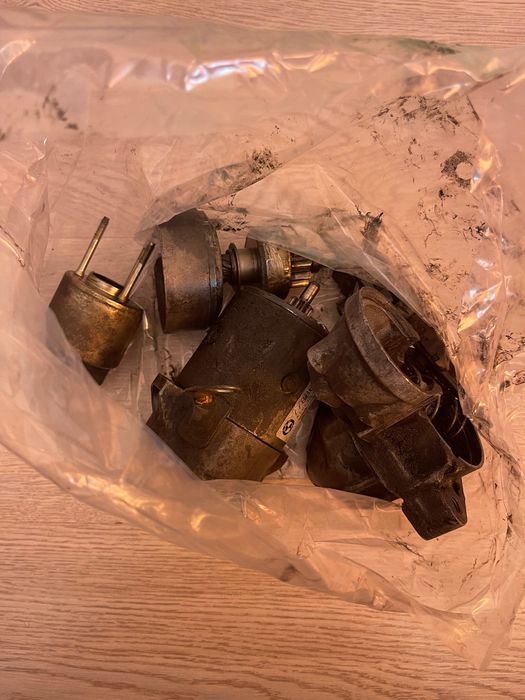 Не работещ стартер -свален е от БМВ Х3-2004г -Авт.скоростна кутия