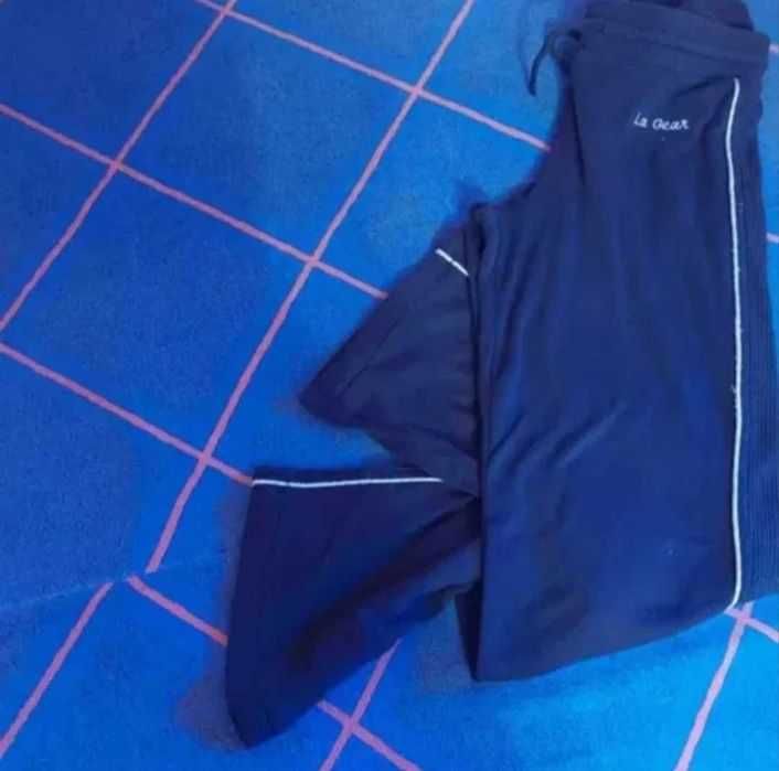 Set pantaloni sport 2 bucăți second hand