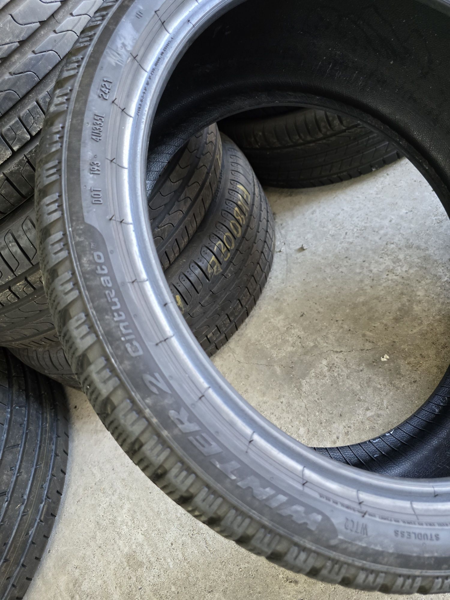 225/40/18 PIRELLI 4бр