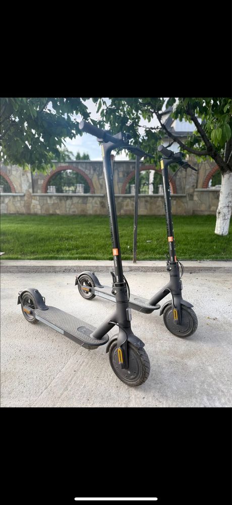 Vând trotinetă electrică Xiaomi