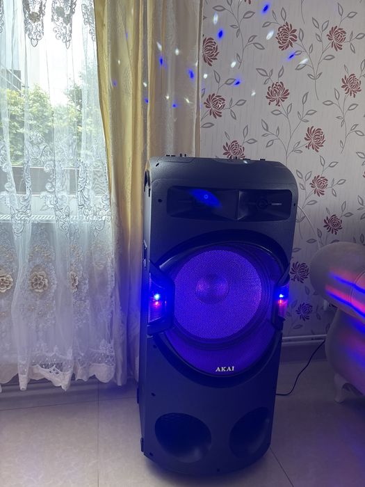 Boxa akai stare foarte buna