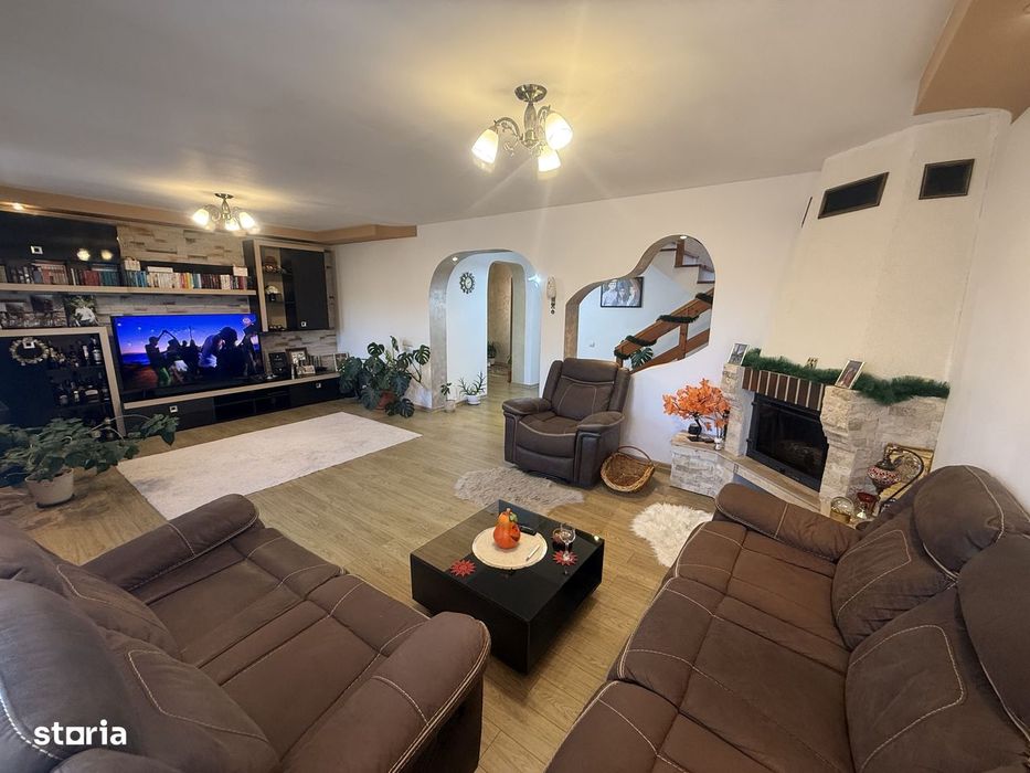 Vila de vânzare 160 mp - complet mobilată și utilata  - Câmpina !