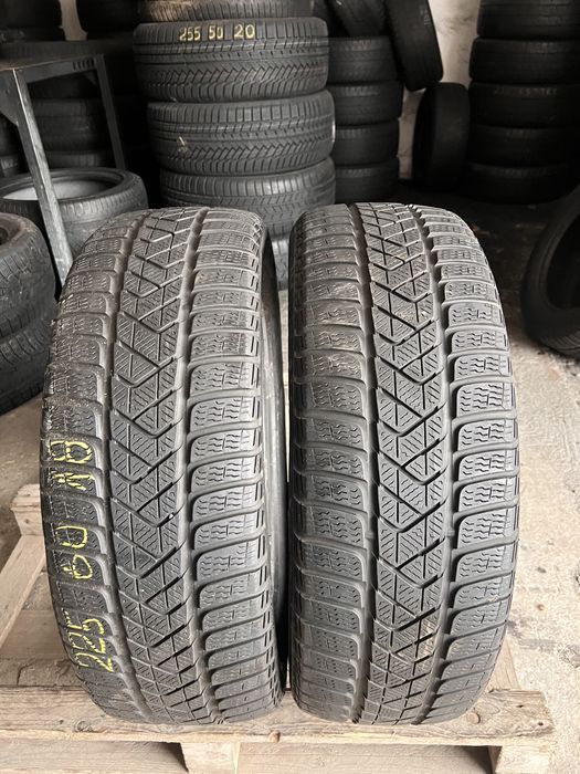 2 anvelope iarna 225/60/18 , pirelli !