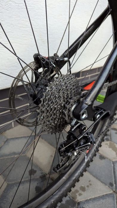 Bicicleta MTB Cube Carbon 29