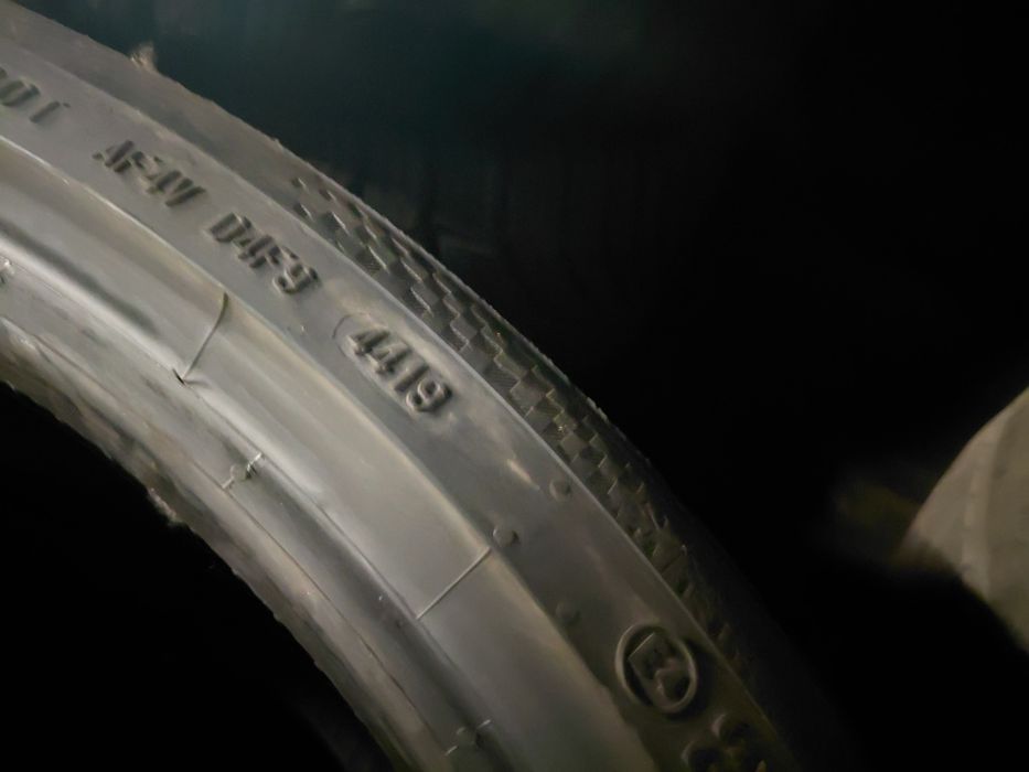 285/30/22" Continental 2бр.гуми