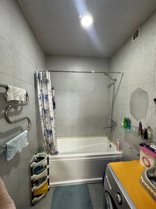 Продается квартира uy soyiladi