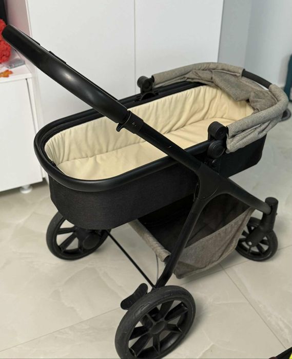 Vand carucior 2 în 1