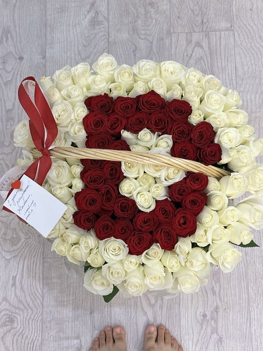 Цветы розы 111 шт не дорого