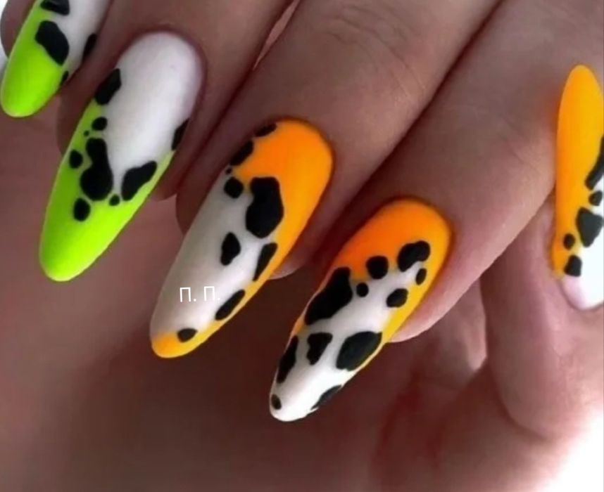 Педикюр 4000тт. СМАРТ педикюр 5500 тт.