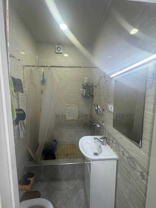 Продается 2х комнатная кв., на Яшнабадском районе 2/7/8 60м2