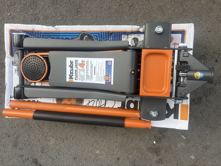 Cric auto 4T tip crocodil .