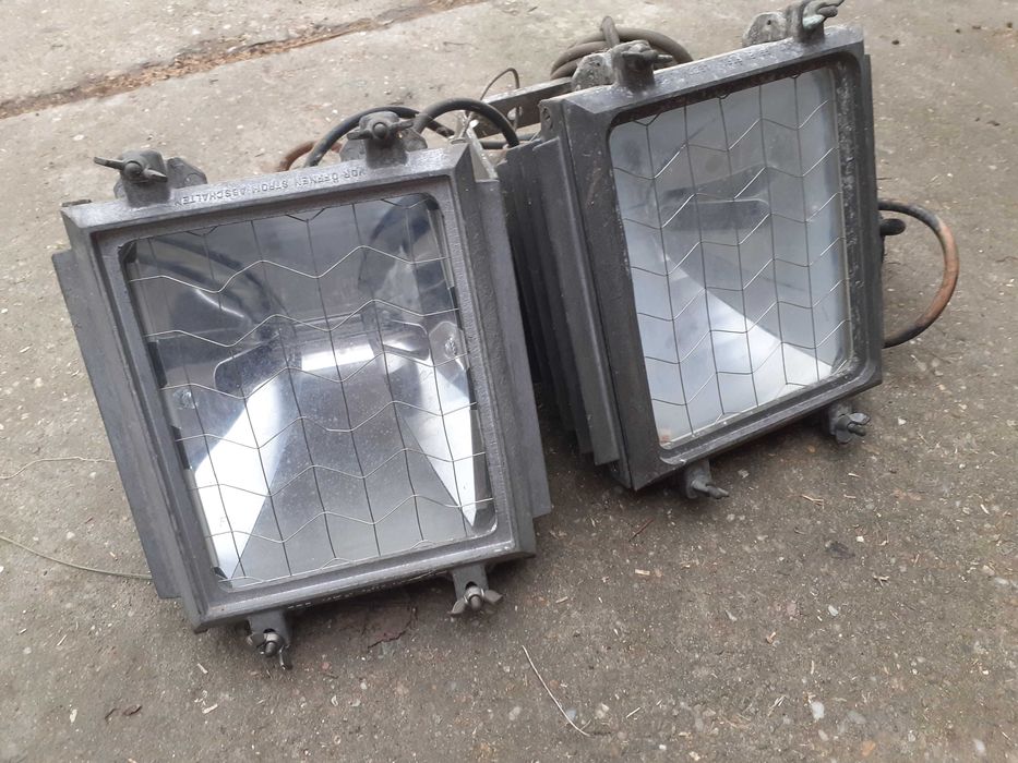 vand set proiectoare pt exterior Sylvania FEH 500