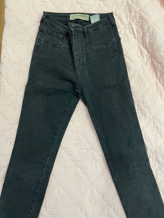 Джинсы любые за 10 000