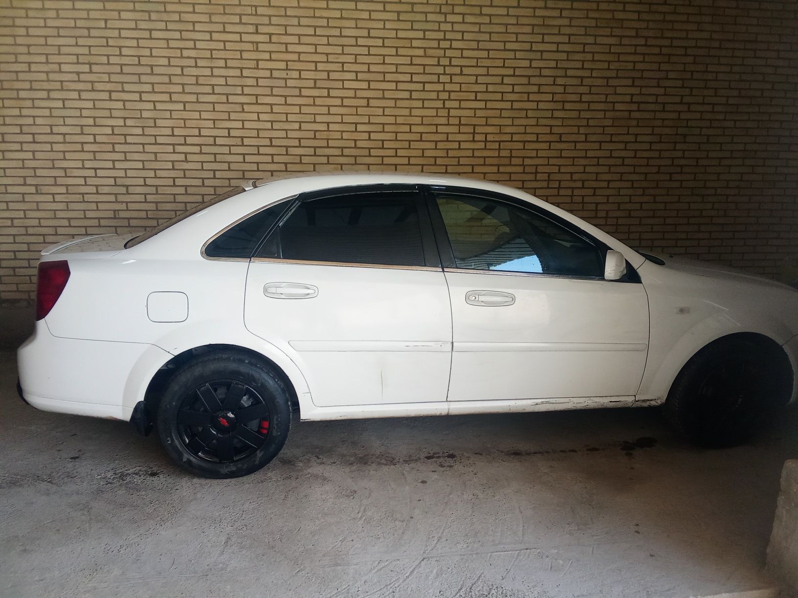Lacetti 1.8 йили 2012