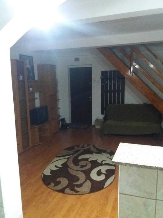De vanzare mansarda spatioasa, zona Pedagogic Ramnicu Valcea