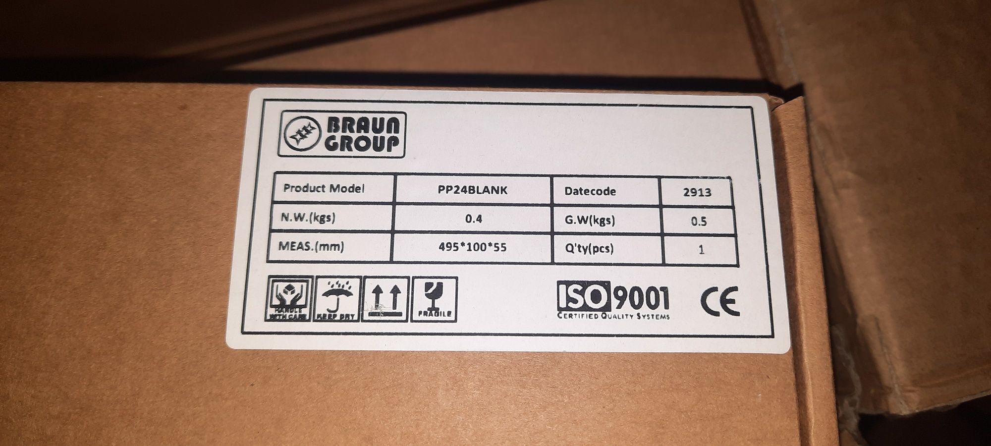 Panou blank 24 porturi Braun Group AMP PP24BLANK (19", 1U, negru)