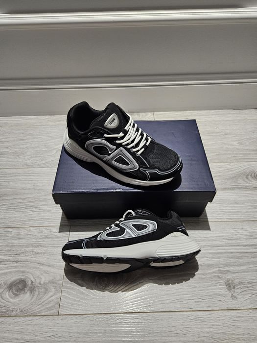 vand dior b30 noi