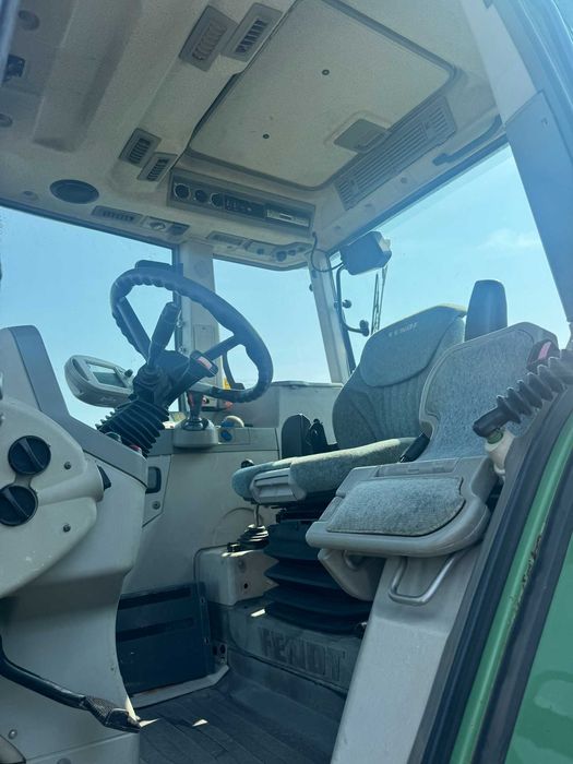 Tractor Fendt 411 Vario