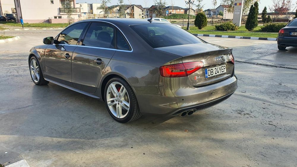 Audi A4 , 3X SLine de fabrica 2013