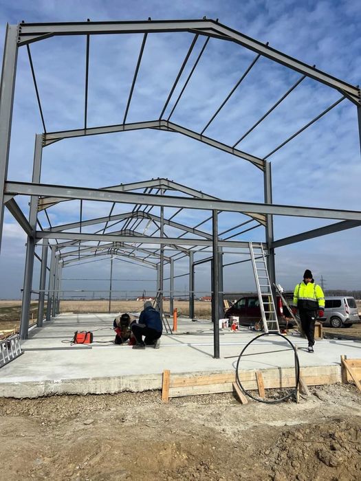 Vand structuri metalice