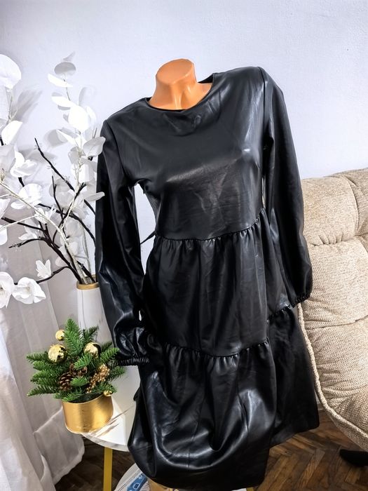 Rochie piele nouă mărimea M