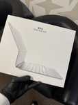 iPad Pro 13 - inch Magic Keyboard White British / Nouă originală