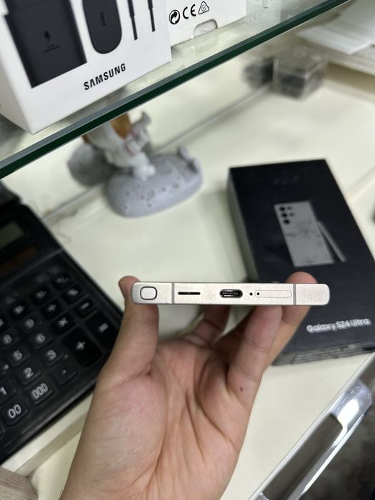 Samsung s24 Ultra 12/256Gb duos karopka