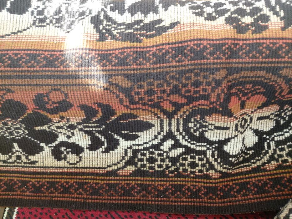 Български жакардов килим