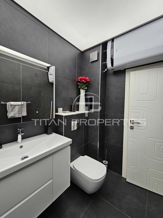 Продава се Двустаен апартамент в Пловдив, Тракия - 76 кв.м за 1948 €/кв.м - Снимка #9