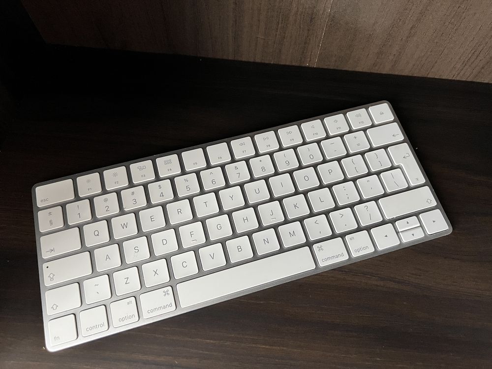Apple Magic Keyboard A1644