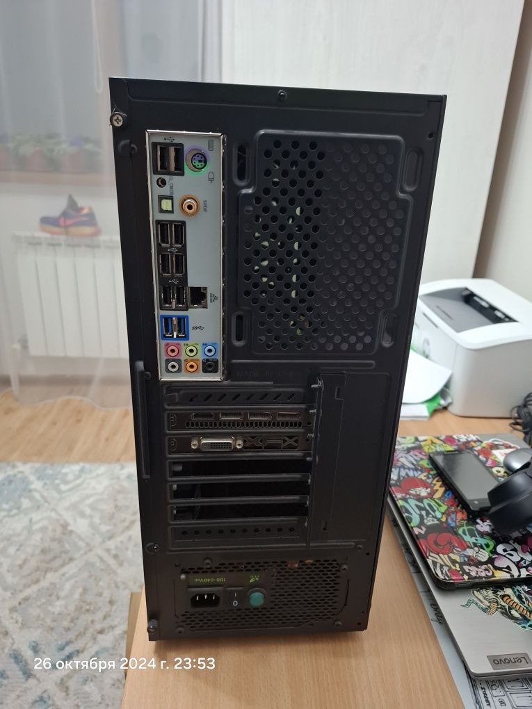 Компьютер игровой с монитором