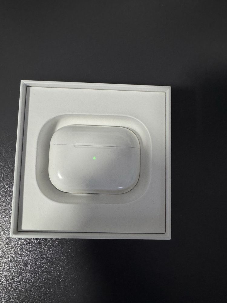 AirPods Pro Wireless Charge