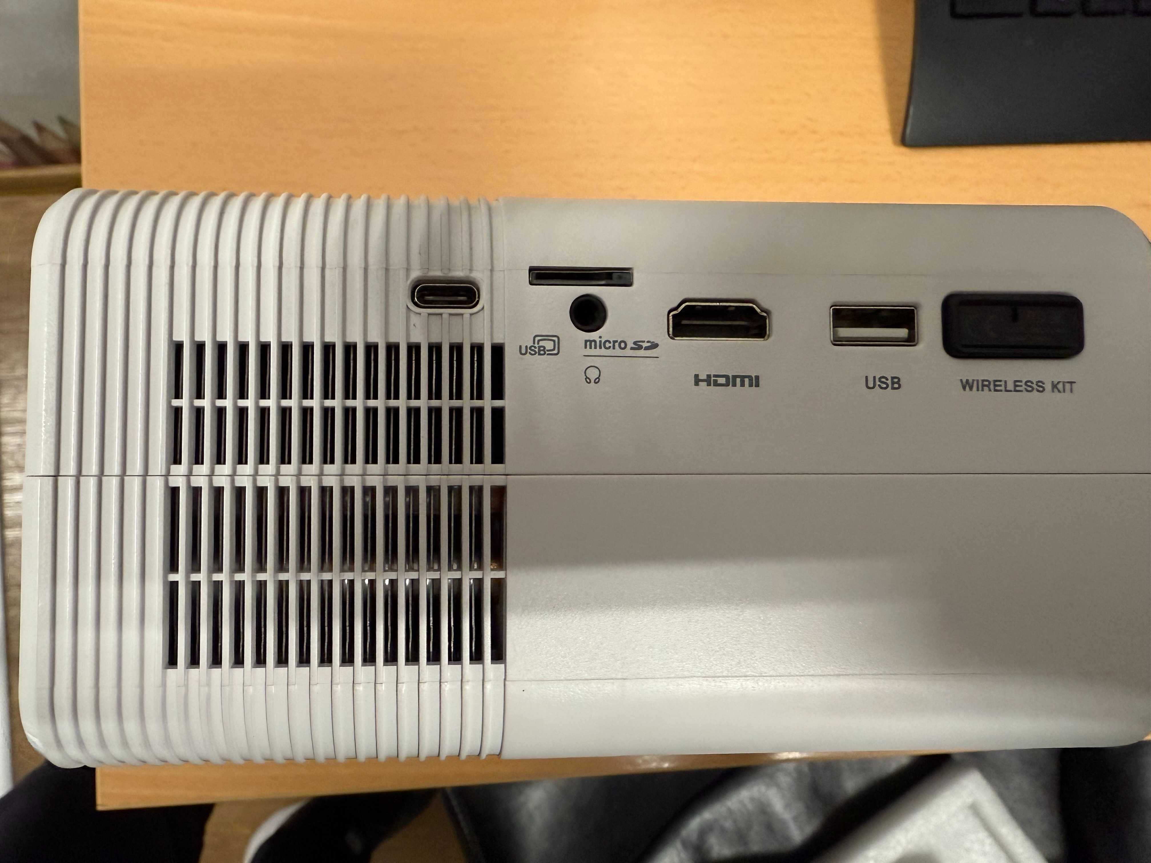 Проектор AOPEN QF12 LED Projector
