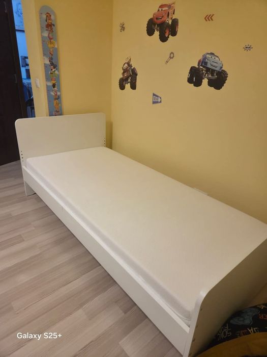 Vând pat copii ikea
