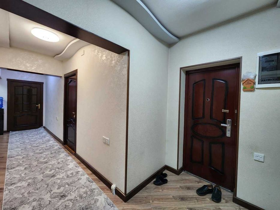 Marxabo hududida kvartira zudlik bilan sotiladi!